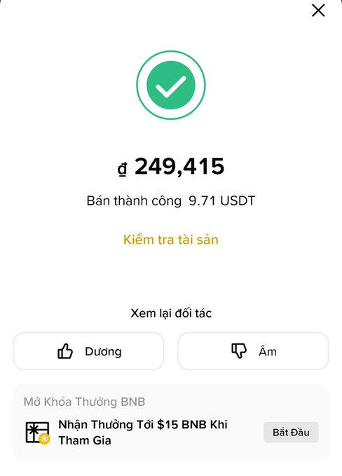 A successful transaction confirmation screen in Vietnamese shows a sale of 9.71 USDT for ₫249,415 with options to check assets, view counterparties, and like/dislike.