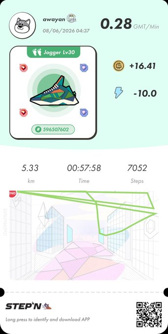 The image shows a fitness tracking app with a green background, displaying information about a runner's progress through a map of their route. The app also provides details about the runner's speed, distance traveled, and calories burned during their run.