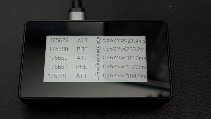 A small digital device displaying a list of RFID tag reads with IDs (175679, 175680, 175681), statuses (ATT, PRE), and read times in milliseconds.
