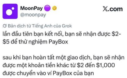 A screenshot of a tweet from MoonPay (@moonpay) translated into Vietnamese, discussing a referral program where users can earn $2-$5 to try PayBox.