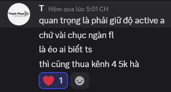 A social media post in Vietnamese discussing the importance of maintaining channel activity to avoid losing a 4-5k follower count.
