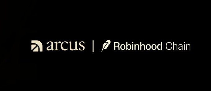 A black background displaying the white logos for 'arcus' and 'Robinhood Chain' separated by a vertical line.