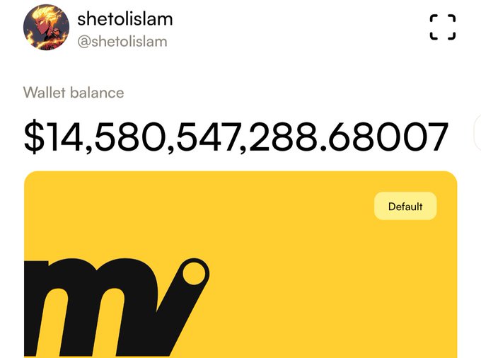 The image shows a screen displaying an advertisement for Bitcoin Cash by @moovexyz. The text on the ad explains that the platform is "very simple" and offers users a "clean interface" with "transactions easy to follow". This description suggests that using the Bitcoin Cash network is straightforward, without requiring extensive technical knowledge or expertise in cryptocurrency trading. The image also includes a screenshot of a Bitcoin Cash wallet balance calculator displayed on a yellow postcard-style background, which helps users understand their account balance and transactions more easily.