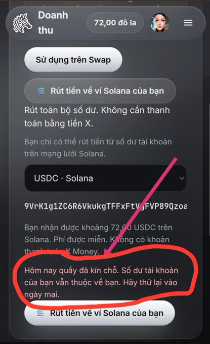 A Vietnamese-language crypto app interface showing a withdrawal of 72,000 to USDC-Solana, with a red circled note saying 'Hôm nay quáy đã kinh chó. Số dư tài khoản của bạn vẫn thuộc về bạn. Hãy thử lại vào ngày mai.'