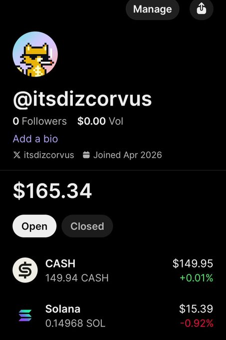 The image shows a trading portfolio screenshot for user @itsdizcorvus displaying a total balance of $165.34, with $149.95 in CASH and $15.39 in Solana (0.14968 SOL, down 0.92%). This aligns with the post about performing random transactions on Solana, showcasing the user's small crypto holdings on the network.
