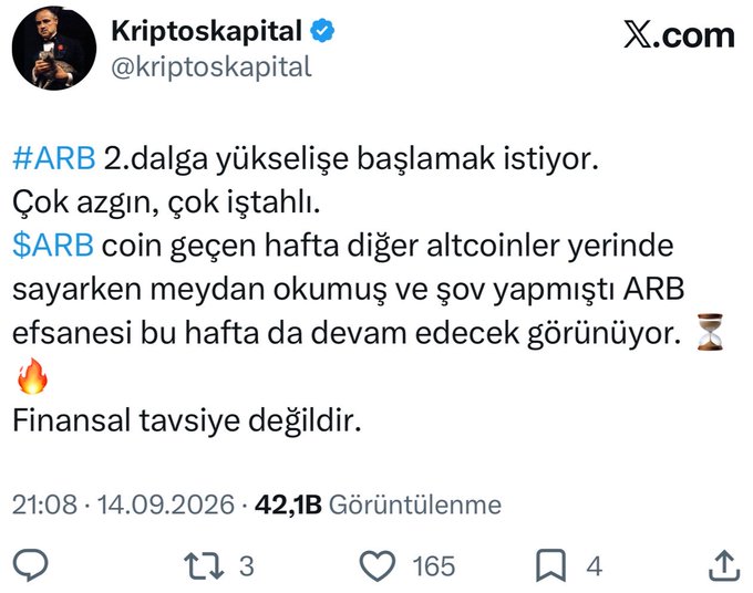 The image shows a Turkish-language tweet from Kriptoskapital (@kriptoskapital) discussing $ARB cryptocurrency, predicting it will begin a second wave of upward movement and describing it as "very hungry, very greedy," noting ARB "declared war" last week while other altcoins stood still, with a disclaimer that it is not financial advice.