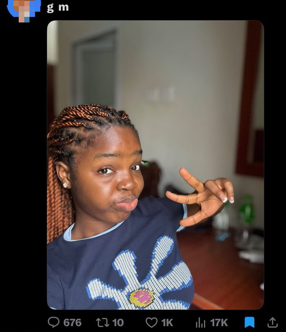 A young woman with long orange braided hair poses playfully, pursing her lips and making a hand gesture while wearing a dark blue beaded shirt, with the post humorously claiming "Algo loves big oma." The image shows engagement metrics: 676 comments, 10 retweets, 1K likes, and 17K views.