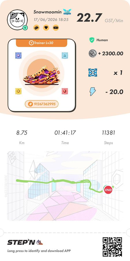 The image shows a screen with information about an app called "StepIn". The app appears to be aimed at winter sports enthusiasts, as suggested by the large photograph of snowmobiles displayed prominently on the screen. The post also mentions a specific snowmobile available for download and offers free access with the app provided by StepIn.