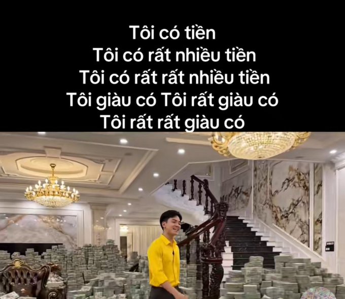 A meme with Vietnamese text at the top ("Tôi có tiền," meaning "I have money," escalating to "Tôi rất rất giàu có," meaning "I am very very rich") over an image of a smiling man in a yellow shirt standing in a luxurious room filled with stacks of money.