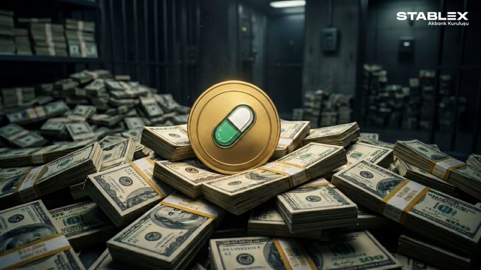A gold StableX coin with a green pill icon sitting atop large stacks of U.S. dollar bills in a vault, with the text "STABLEX" and "Akbank Kuruluşu" in the corner.