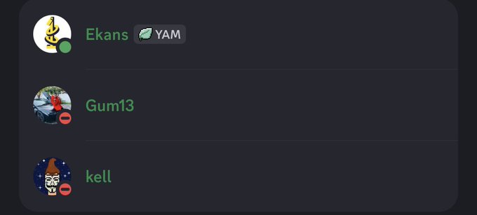 The image shows a Discord-like member list featuring three users: "Ekans" (with a YAM tag), "Gum13," and "kell," each displayed with custom avatars and red status indicators. This appears to be the core team being referenced in the post, highlighting the people behind the SnakeOnSonic protocol who are maintaining their peg while others have failed.