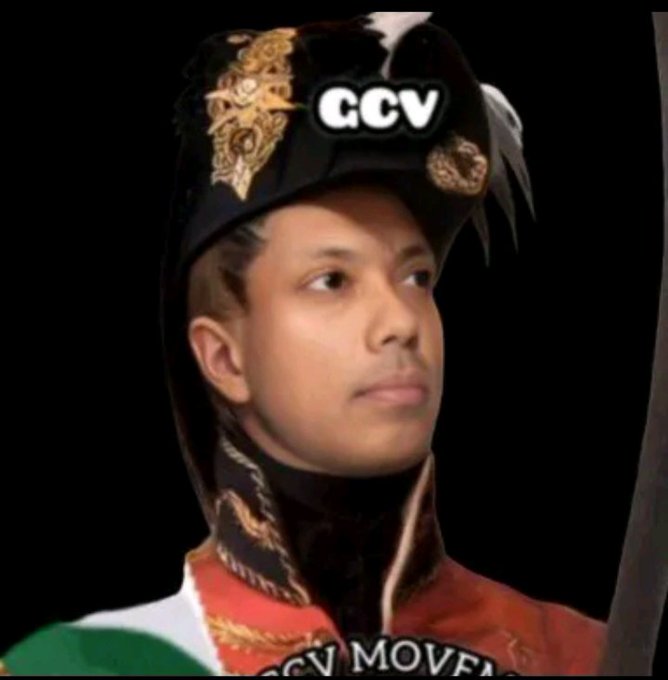 Edited image of a young man in an ornate Napoleonic military uniform with a feathered hat, labeled 'CCV' and 'CCV MOVEL' with a Mexican flag sash.