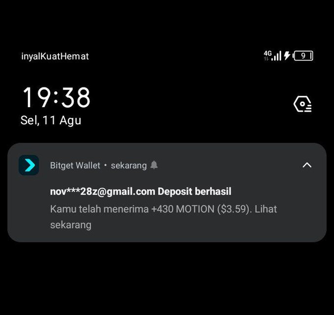 A phone lock screen displays a notification from Bitget Wallet at 19:38 on Tuesday, August 11, confirming a successful deposit of +430 MOTION ($3.59) to a Gmail account, tying into the post's excitement about receiving tips via @tipmotion.