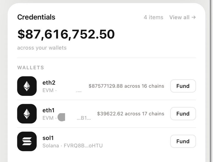 A screenshot of a PayBox "Credentials" dashboard displaying a total balance of $87,616,752.50 across 4 wallets, including eth2 ($87,577,129.88 across 16 chains), eth1 ($39,622.62 across 17 chains), and sol1 (Solana). The image illustrates the user's claim about their PayBox account showing an erroneous $87 million balance as they attempt to withdraw funds via MoonPay.