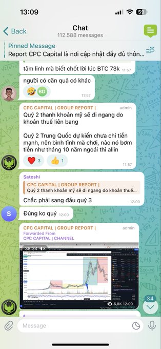 A Telegram chat screenshot in Vietnamese discussing cryptocurrency markets, featuring messages from 'CPC CAPITAL' and 'Satoshi' group reports about BTC 73k and quarterly market predictions.