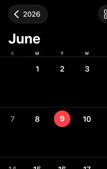 The image shows a calendar with the date "June 9" displayed at the top, along with the days of the week listed below. The text in the image includes the words "REAL $gme 10Q deadline: next Tuesday. 3/4 squeezes: Tuesday after-hours start, 1/4: last one Sunday ‘overnight trading’ open started." This information is related to a post on Twitter that discusses the stock market and its opening hours. The image focuses on the calendar and the relevant details from the post.