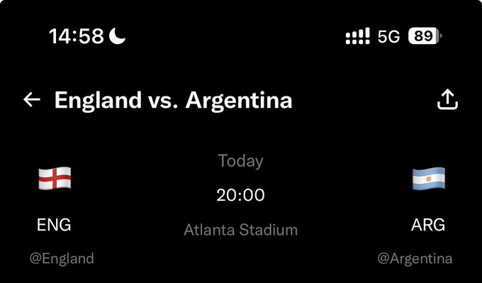 A mobile screen displays an upcoming match between England (ENG) and Argentina (ARG) at Atlanta Stadium today at 20:00, providing the betting context for the $2000 prize giveaway to 20 people who correctly predict the score within 24 hours.