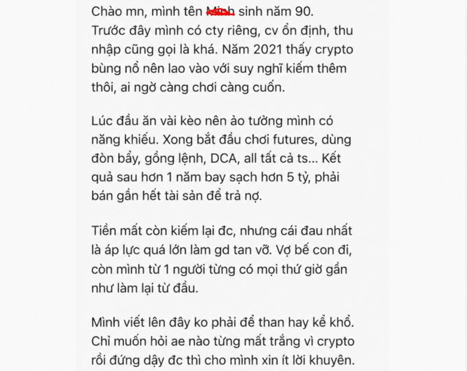A Vietnamese text post from someone born in 1990 sharing their experience losing over 5 billion (5 tỷ) dong in crypto trading over a year, asking others for advice on recovering from the loss.