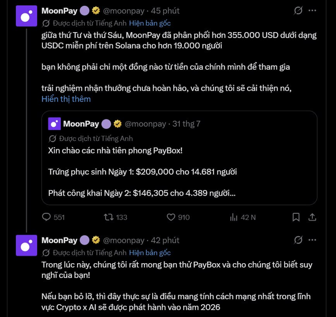 A Twitter post from MoonPay in Vietnamese about distributing over $355,000 in USDC on Solana to 19,000 people, referencing PayBox pioneers.