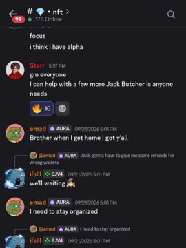 The image shows a Telegram group chat for "#nft" with 178 members online, where users like "Starr" offer to help with Jack Butcher needs, while members "emad" and "fsill" converse casually, prompting one user to note they need to stay organized. This illustrates the post's message about finding the right supportive community to make one's NFT journey easier, highlighting helpful interactions and organizational reminders among circle members.