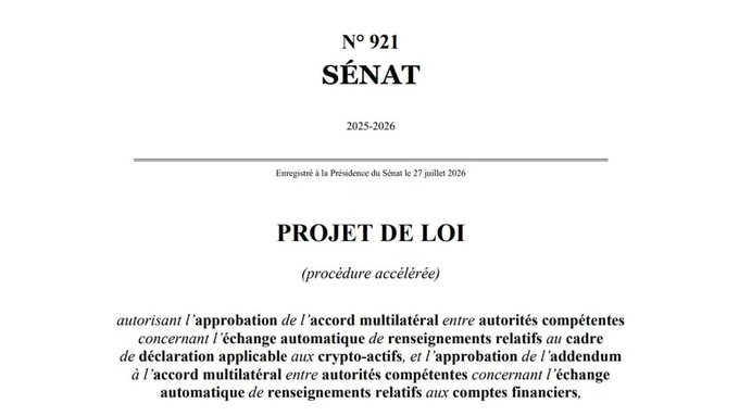 The cover page of a French Senate bill, 'N° 921 SÉNAT 2025-2026', a 'PROJET DE LOI' authorizing the approval of a multilateral agreement for the automatic exchange of crypto-asset declaration information.