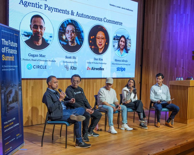 A panel discussion at 'The Future of Finance Summit' with speakers from Circle, Kite, Airwallex, and Stripe, discussing 'Agentic Payments & Autonomous Commerce'.
