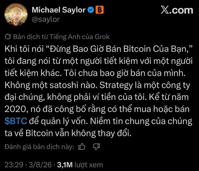 A Vietnamese-translated X (Twitter) post by user @saylor (Michael Saylor) addressing the topic 'Never Sell Your Bitcoin,' discussing Strategy as a public company capable of buying or selling Bitcoin for treasury management since 2020.