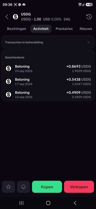 A Dutch-language cryptocurrency app screen showing USDG transaction history ('Activiteit') with three 'Beloning' (reward) entries and green 'Kopen' (Buy) and red 'Verkopen' (Sell) buttons at the bottom.