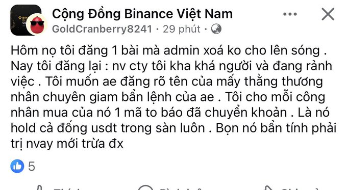 A Facebook post in the "Cộng Đồng Binance Việt Nam" group by user GoldCranberry8241 describes a scheme where one user orders another to place fake buy orders on an exchange without actually transferring money, causing the exchange to hold the seller's USDT. The post claims this is revenge on a scammer, but the caption suggests it's actually enabling fraud by helping freeze legitimate merchants' funds.