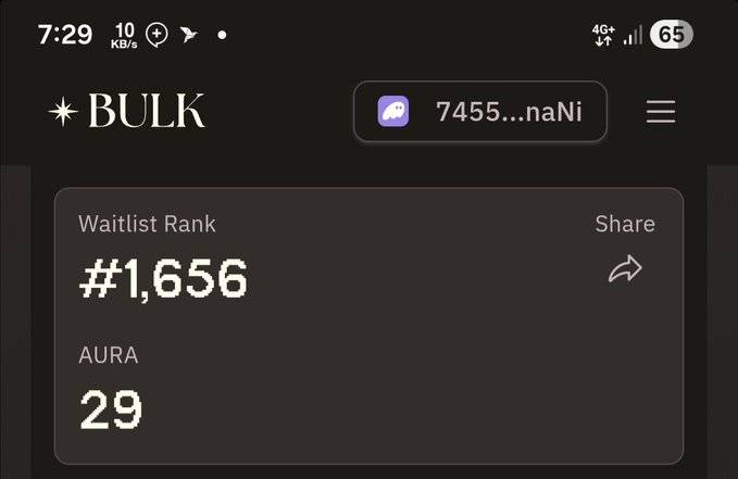 The image shows a phone screen that displays the details of a bulk transfer. The total amount being transferred amounts to $1,000 USDC (us dollars) at this particular moment. Additionally, a user has deposited 100 Aura points into their account. These points can be redeemed for an estimated 50 Aura points per week based on the current rate or more if it remainsunchanged. In case the current exchange rate is not favorable, only 50 of these points will be received in the first week. The remaining amount, $400, will be paid back to the user after two weeks, making a total transaction worth around $1,000 USDC.