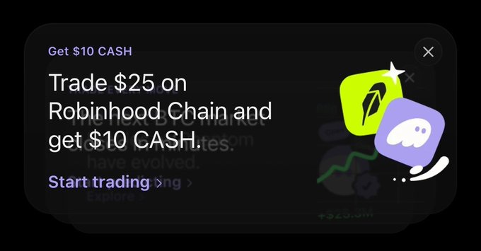 A dark-themed Robinhood promotional popup offering 'Get $10 CASH' for trading $25 on Robinhood Chain, featuring the Robinhood and Discord app icons.