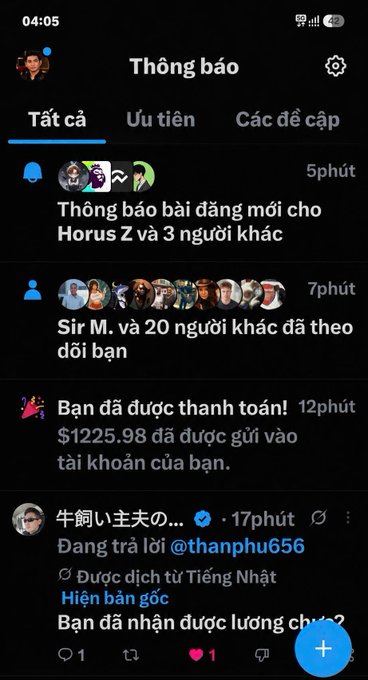 A mobile notification screen in Vietnamese ('Thông báo') showing alerts including new posts, follower updates, payment received of $1225.98, and a reply to user @thanhphu656.