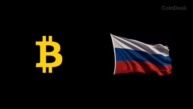 This image features the Bitcoin logo alongside the Russian flag, illustrating the news that Russia has banned Bitcoin mining in Moscow and surrounding regions until 2032 due to power grid concerns.