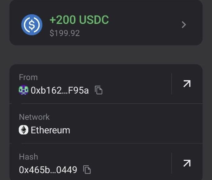 A cryptocurrency transaction interface showing a receipt of "+200 USDC" ($199.92) received from the address 0xb162...F95a on the Ethereum network, with transaction hash 0x465b...0449.