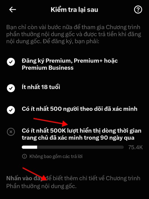 A Vietnamese-language screenshot showing eligibility requirements for X's Original Content Rewards Program, with red arrows pointing to the requirement of 500K impressions and a link for more details.