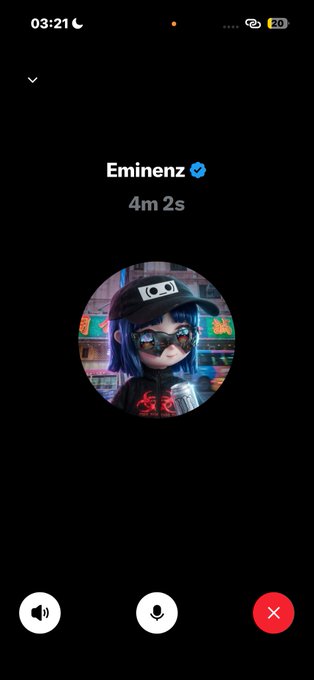The screenshot shows a Discord call interface to "Eminenz" (verified) lasting 4 minutes and 2 seconds, with an animated profile picture of a character in a cap and mask. The ongoing call likely reflects the user coordinating with others to address the compromised Discord situation mentioned in the post.