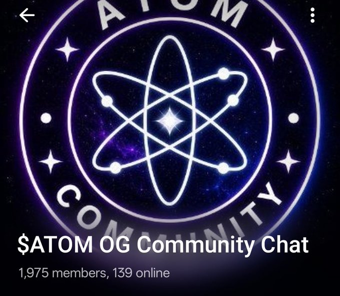 A Telegram group chat titled "$ATOM OG Community Chat" with 1,975 members and 139 online, featuring a glowing atom emblem against a space-themed background. The image serves as the visual header for the chat being criticized in the post as a low-IQ environment filled with toxic, unproductive commentary on $ATOM.