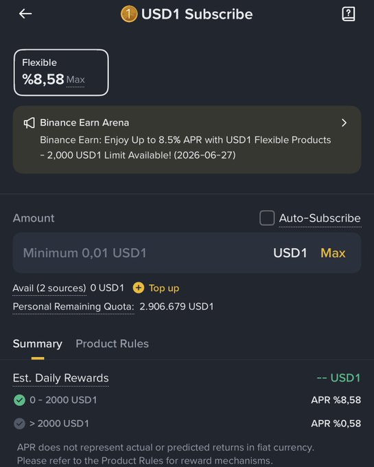 The image shows a Binance USD1 Flexible Subscription page highlighting a promotional 8.58% APR on USD1 deposits up to 2,000 USD1 (until June 27, 2026), with tiered rewards dropping to 0.58% APR above that threshold. This directly supports the post's message about a flexible, no-lock staking opportunity for users with limited capital to earn high APY on the USD1 stablecoin through Binance.