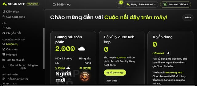 Screenshot of the Acurast platform dashboard in Vietnamese, showing a user profile with 2,000 Mũ (Mu) tokens, 0 cloud compute devices, and 0 referrals, with a welcome message 'Chào mừng đến với Cuộc nổi dậy trên mây!'