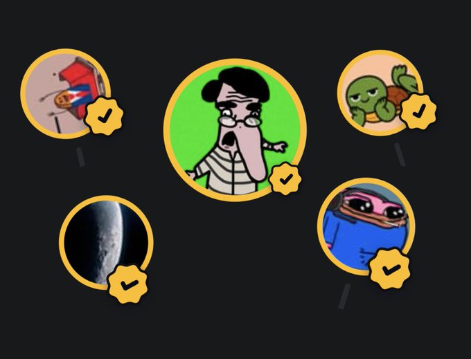 Five circular avatars on a dark background, each with a yellow checkmark: a roller coaster rider, a cartoon man in a green circle, a muscular figure flexing, a moon, and an Among Us-style character.