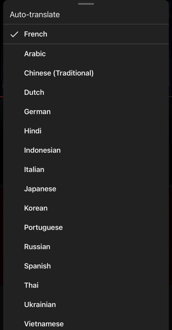An auto-translate menu displays a list of available languages, with French currently selected (indicated by a checkmark). The menu includes options such as Arabic, Chinese (Traditional), Dutch, German, Hindi, Indonesian, Italian, Japanese, Korean, Portuguese, Russian, Spanish, Thai, Ukrainian, and Vietnamese, illustrating how to translate content into various languages as mentioned in the post.