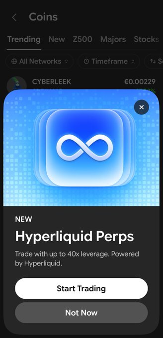 A Coinbase app pop-up advertises "Hyperliquid Perps" with up to 40x leverage, aligning with the post's announcement of Coinbase integrating Hyperliquid perpetuals via builder codes. The promo directly supports the post's bullish thesis on $HYPE, emphasizing new user onboarding and the upcoming 90% USDC yield distribution.