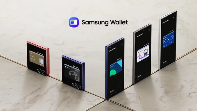 A promotional image for 'Samsung Wallet' showing a lineup of Samsung Galaxy Z Fold and Galaxy Z Flip smartphones displaying various wallet features including cards, keys, and boarding passes on a marble surface.