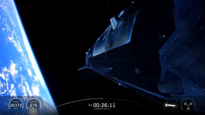View from a spacecraft in orbit showing Earth on the left and the ship's dark hull against a starry background, with HUD displaying speed (26372 km/h), altitude (276 km), and a mission timer at T+ 00:26:11.