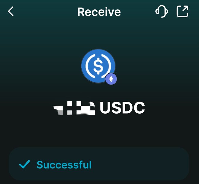 A cryptocurrency wallet screenshot showing a 'Receive' screen for USDC on the Polygon network, displaying a blurred wallet address and a green 'Successful' confirmation.