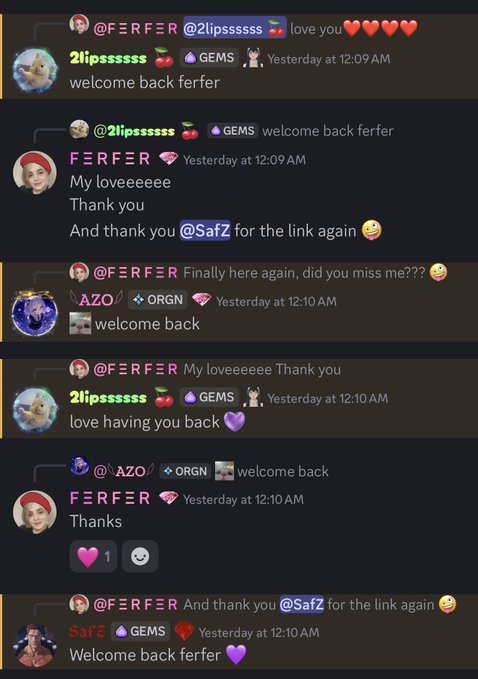This Discord conversation shows users @2lipsosss, @FERFER, and @AZO welcoming each other back and thanking @SafZ for a link. The image is a screenshot of this conversation, highlighting the friendly interactions mentioned in the accompanying post.