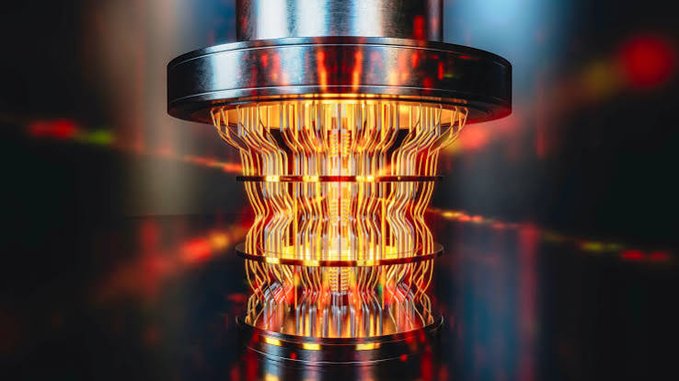 A glowing quantum computer core with its illuminated qubits and processors, symbolizing the looming quantum computing threat that could one day expose the ~1.7M BTC—including coins believed to belong to Satoshi—that remain vulnerable on-chain due to legacy cryptography.