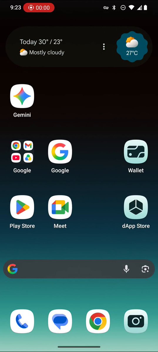 The image shows a phone screen with various app icons displayed, including Google Play Store apps such as Google Maps, Play Store, Photos, and App Store. The time shown on the screen indicates that it was taken at 9:00 AM. The post suggests that after 30 days of trying out different apps from the @solanamobile store, they have identified their current app usage habits. They are interested in knowing which apps they currently use and which ones they should try next. As for me, I am not sure about my app usage habits as I haven't tried out all the apps available on the Play Store yet.