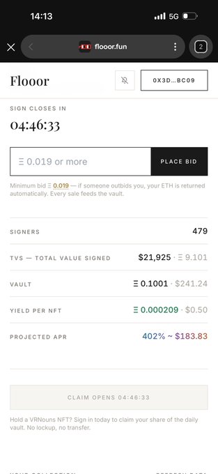 A mobile screenshot of the Flooor.fun website displaying a 'FLOOR' NFT auction page, showing 479 signers, a TVS of $21,925 (~9.101 ETH), and a place bid field with a minimum bid of Ξ 0.019.
