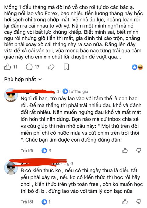 The image shows a Facebook post in Vietnamese where a user shares their story of financial ruin after chasing quick profits in Forex trading on the first of the month, detailing how it strained their family and brought shame. Two commenters respond, one expressing sympathy and urging the poster to stop and seek help, while another bluntly states that without proper knowledge, losing is inevitable in trading. This aligns with the accompanying caption's theme of learning from real loss stories to understand market risks and improve one's trading discipline.